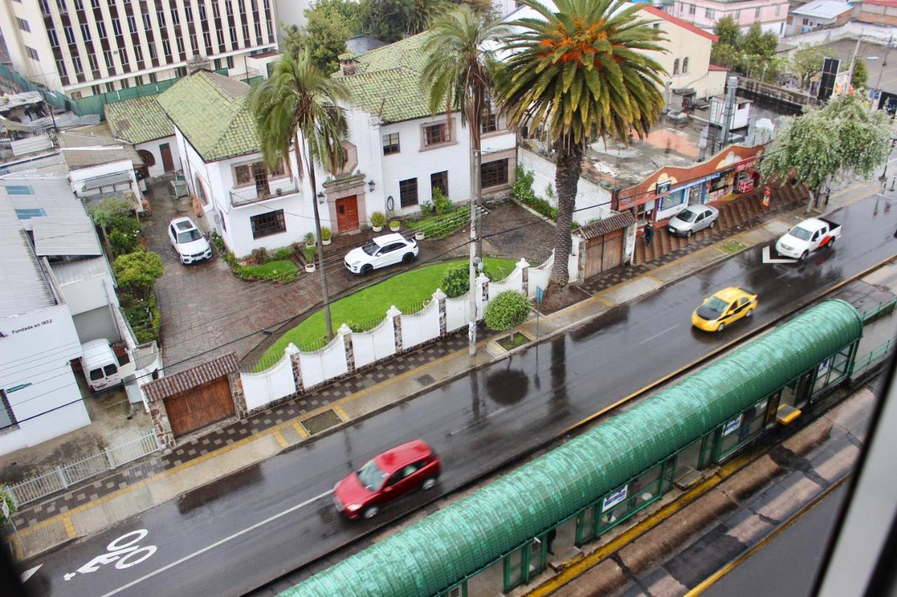 Hotel 6 De Diciembre Quito Exteriér fotografie