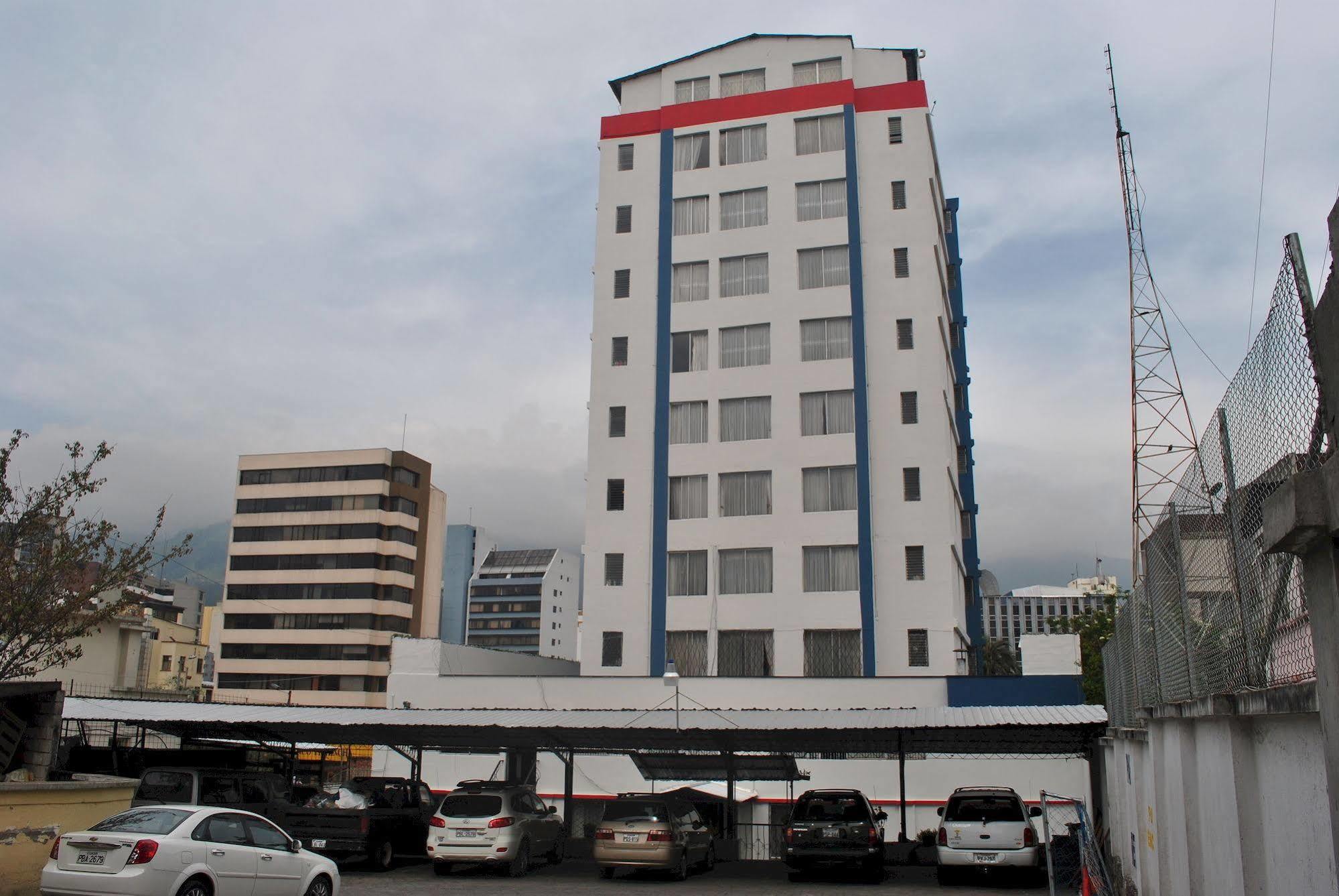 Hotel 6 De Diciembre Quito Exteriér fotografie